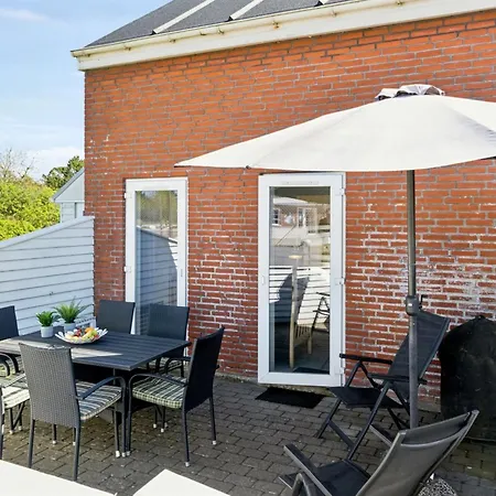 Appartement Gaelle - 2-3km From The Sea By Interhome *